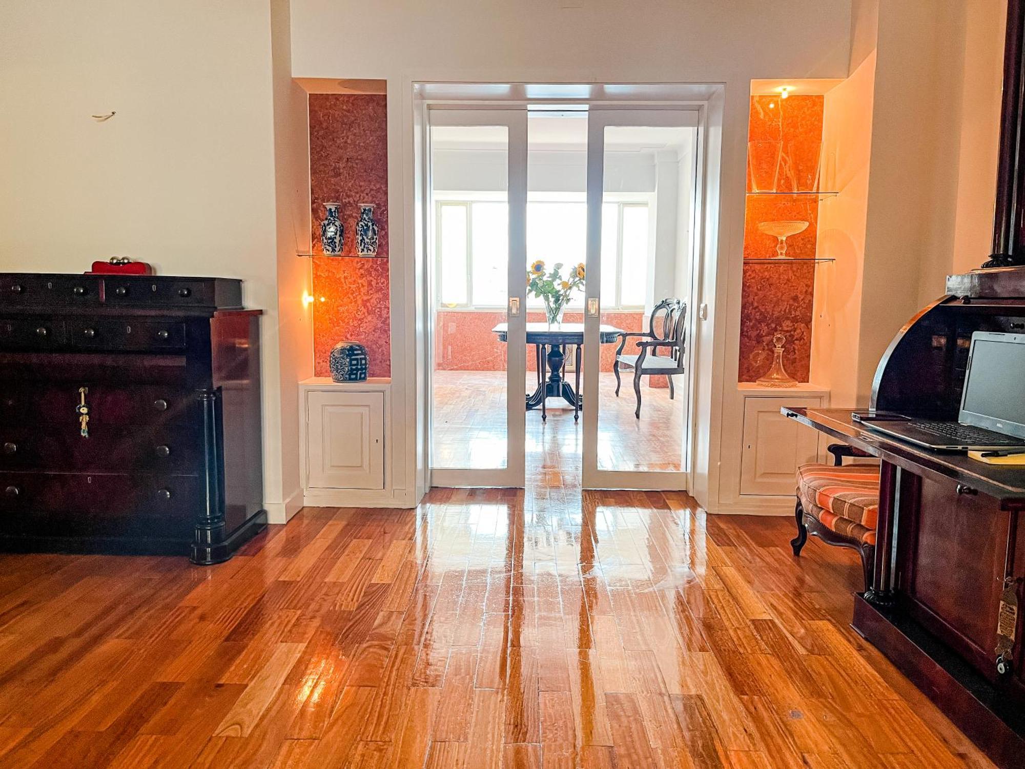Apartamento Spacious, Luxurious, And Charming In Premium Location With Parking *