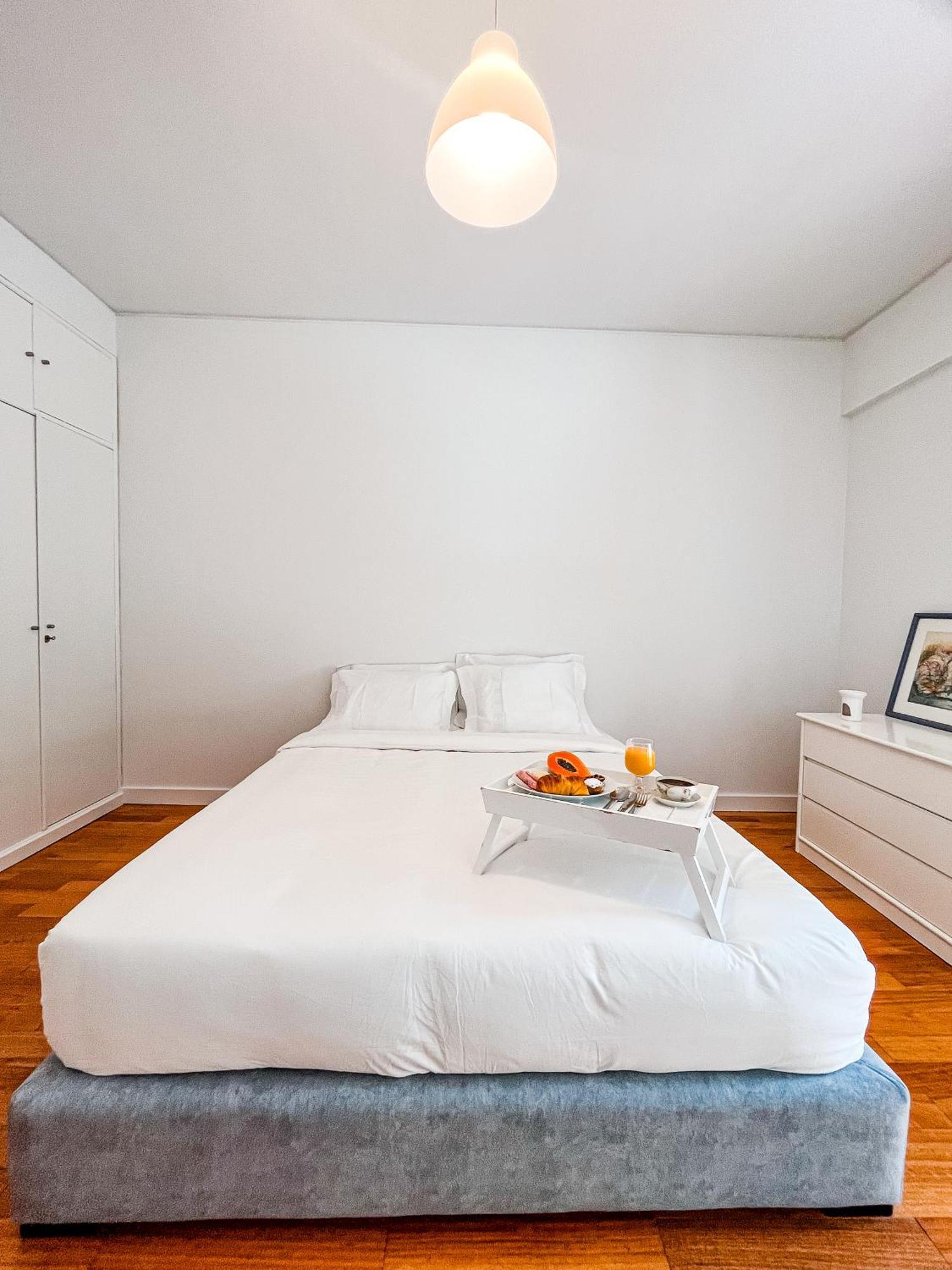 Spacious, Luxurious, And Charming In Premium Location With Parking Porto