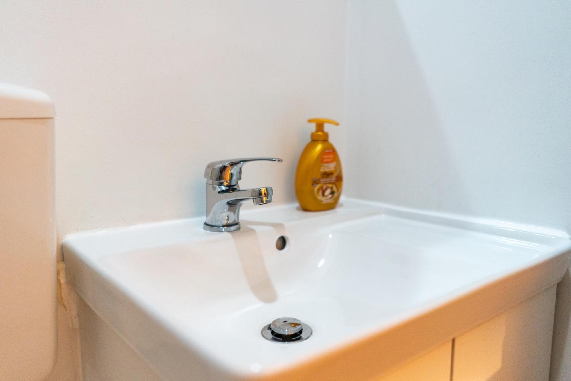 Spacious, Luxurious, And Charming In Premium Location With Parking